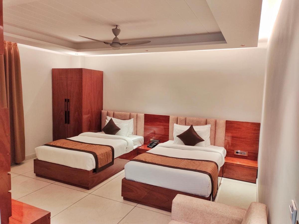 Hotel Suncity Palace Katihar ภายนอก รูปภาพ