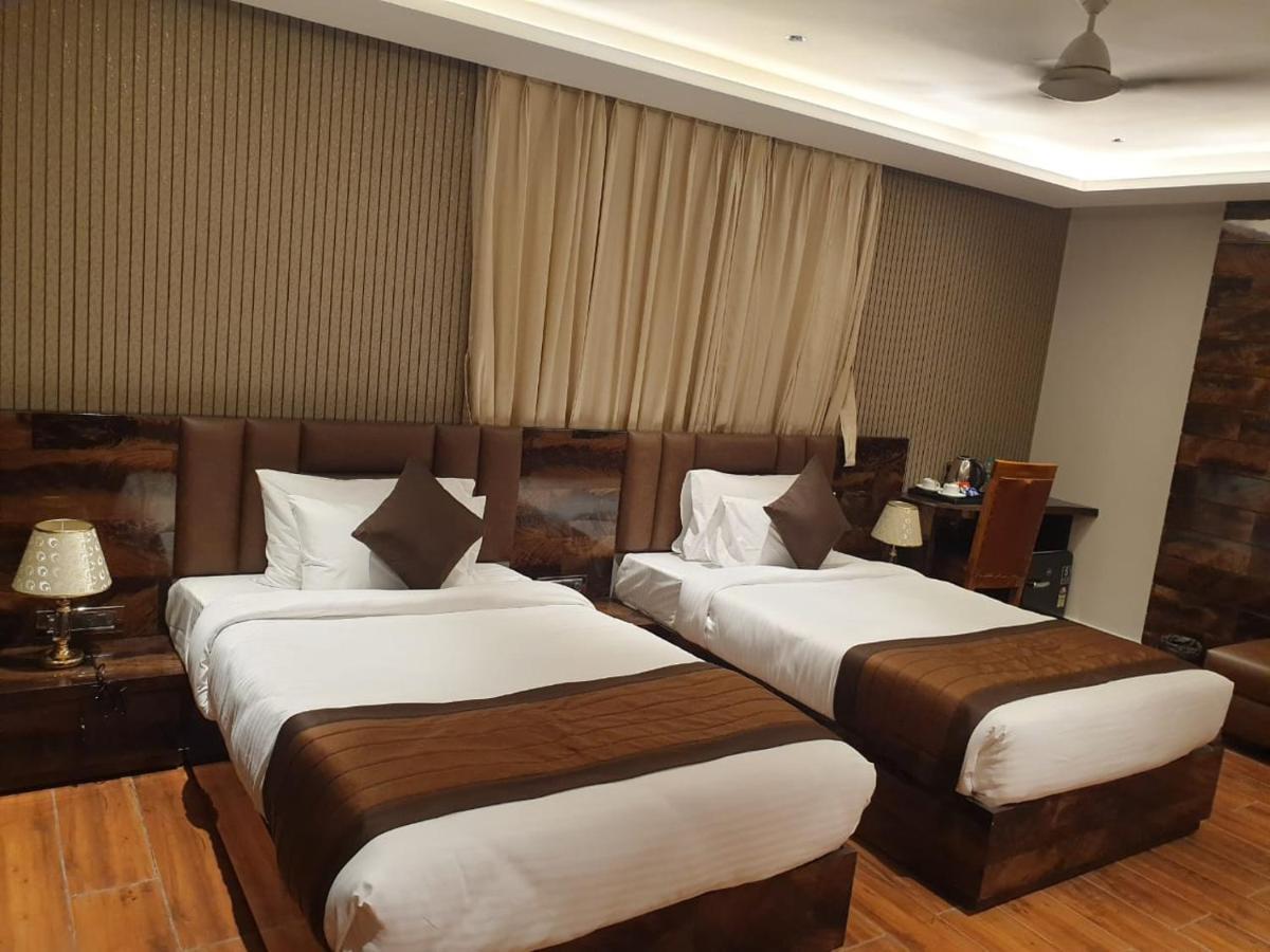 Hotel Suncity Palace Katihar ภายนอก รูปภาพ