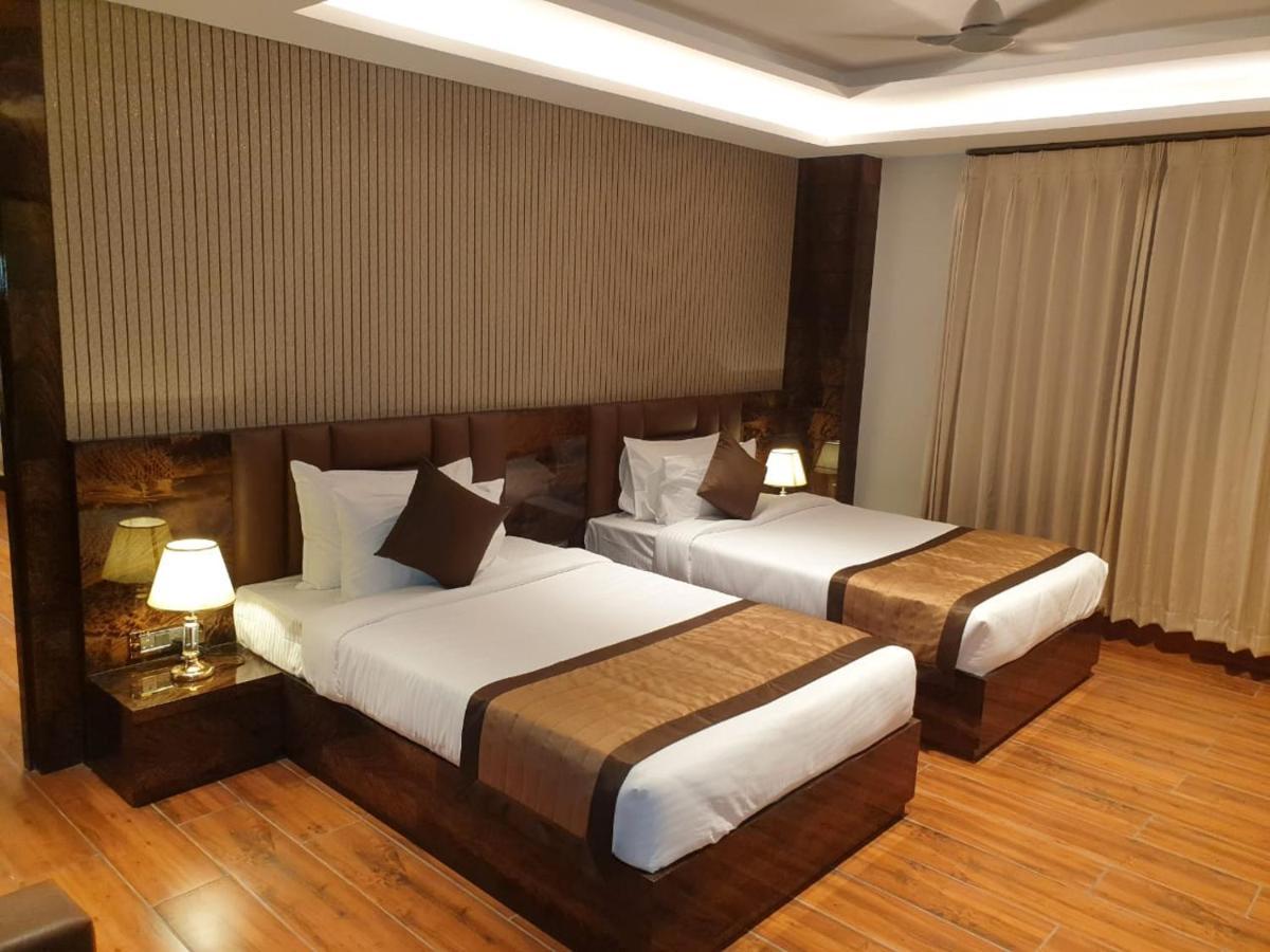Hotel Suncity Palace Katihar ภายนอก รูปภาพ