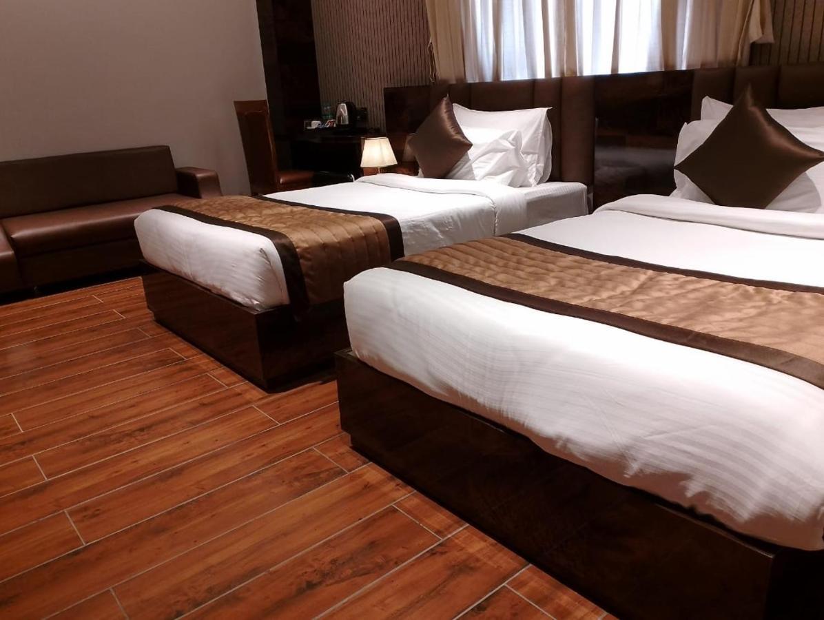 Hotel Suncity Palace Katihar ภายนอก รูปภาพ