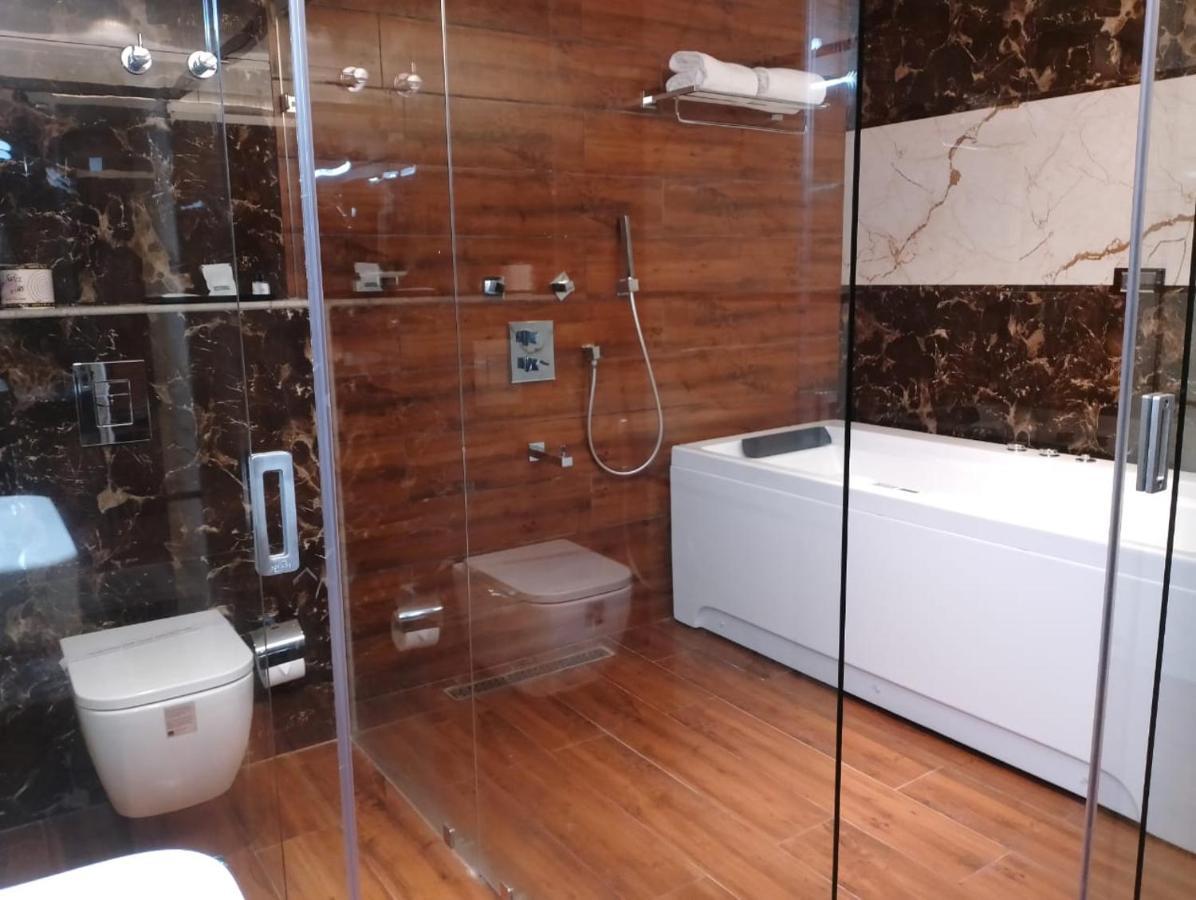 Hotel Suncity Palace Katihar ภายนอก รูปภาพ