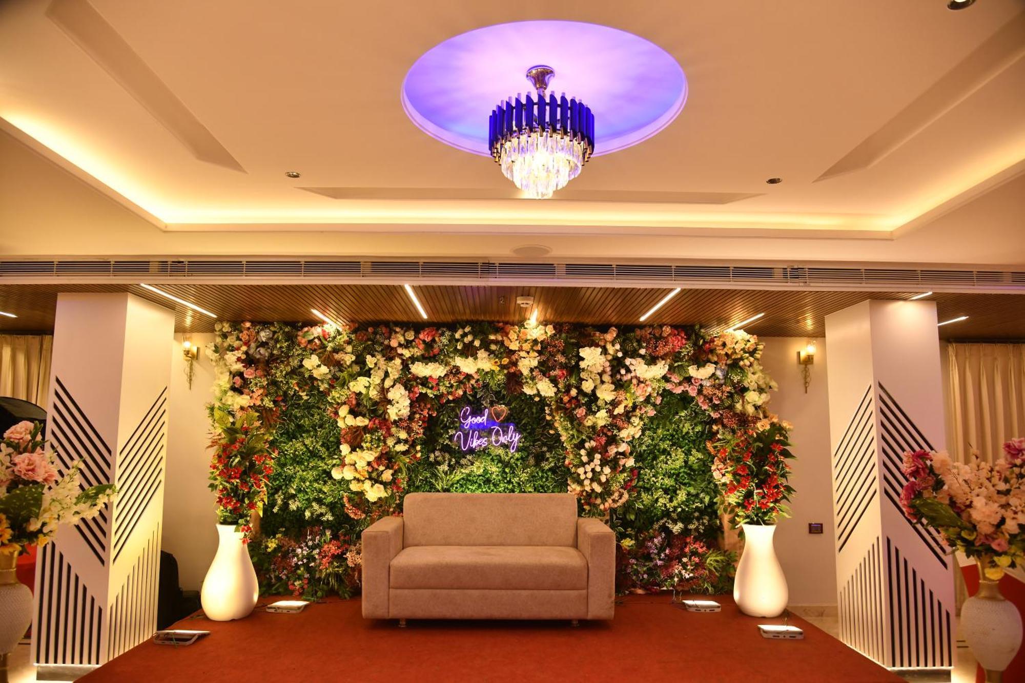Hotel Suncity Palace Katihar ภายนอก รูปภาพ