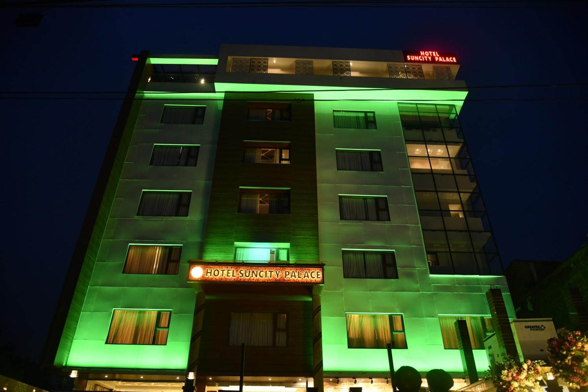 Hotel Suncity Palace Katihar ภายนอก รูปภาพ
