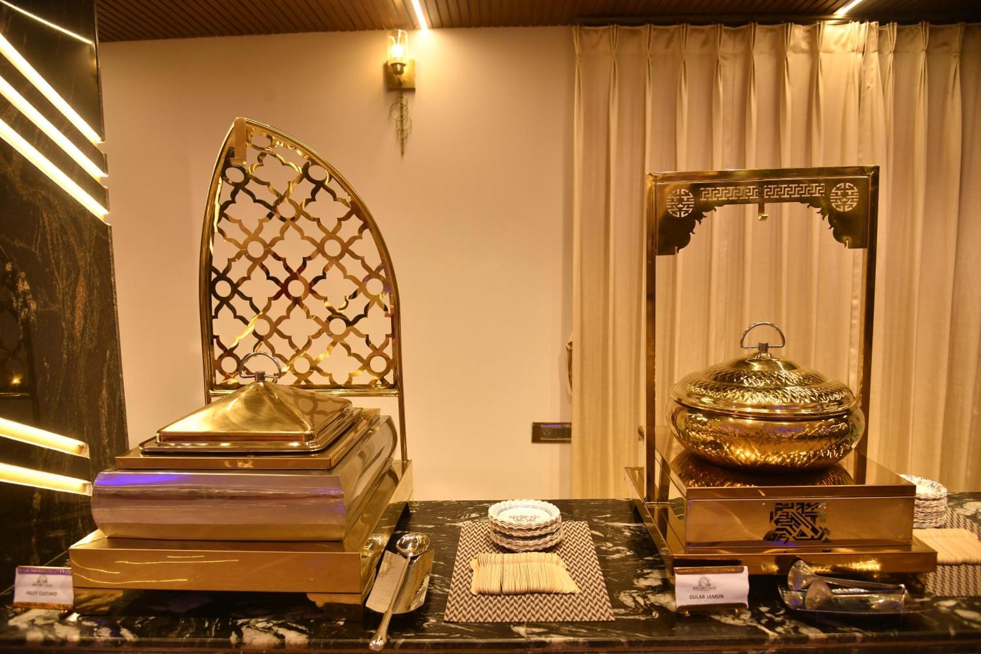 Hotel Suncity Palace Katihar ภายนอก รูปภาพ